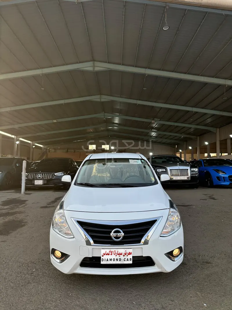 2024 نيسان صني