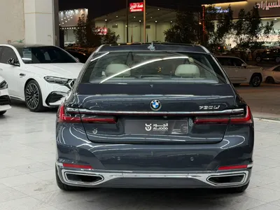 2020 بي ام دبليو الفئة السابعة 730 إل أي