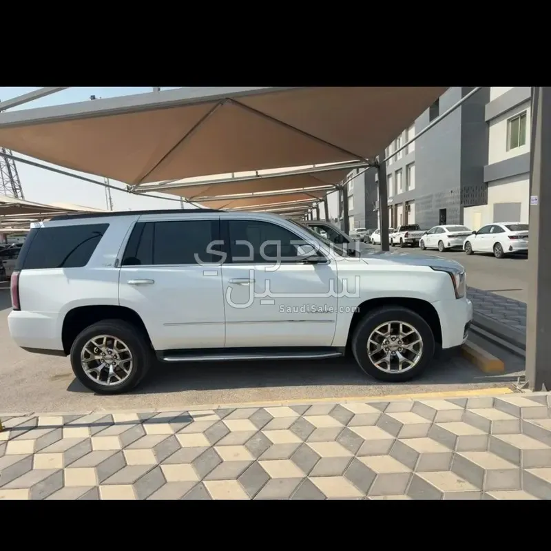 2017 جي ام سي يوكون