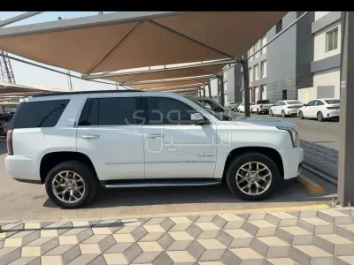 2017 جي ام سي يوكون