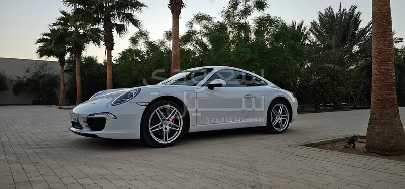 2015 بورش 911 كاريرا