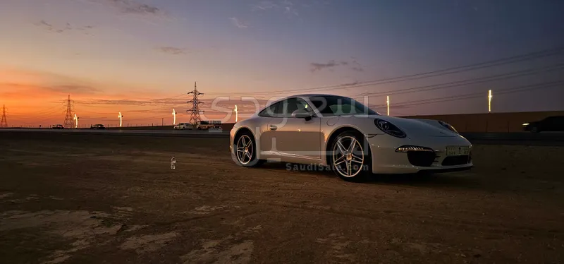 2015 بورش 911 كاريرا