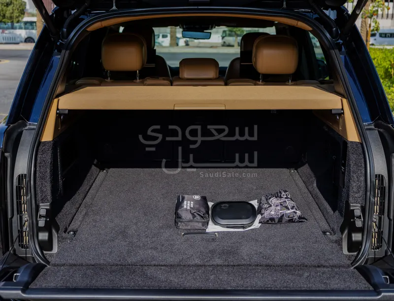 2023 لاند روفر رينج روفر فوج اتش اس اي