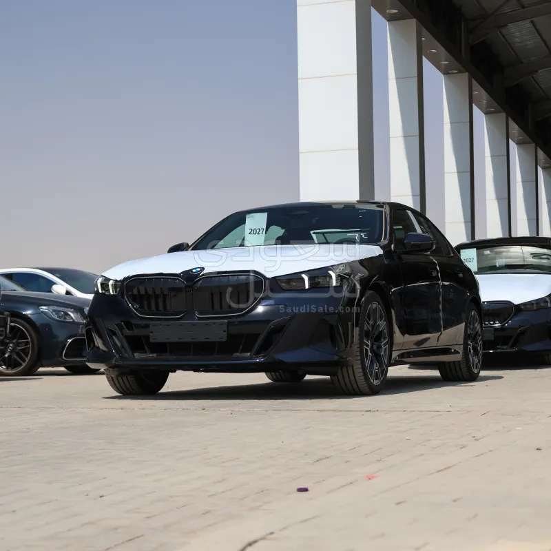 2027 بي ام دبليو الفئة الخامسة 520 أي