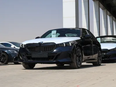 2027 بي ام دبليو الفئة الخامسة 520 أي