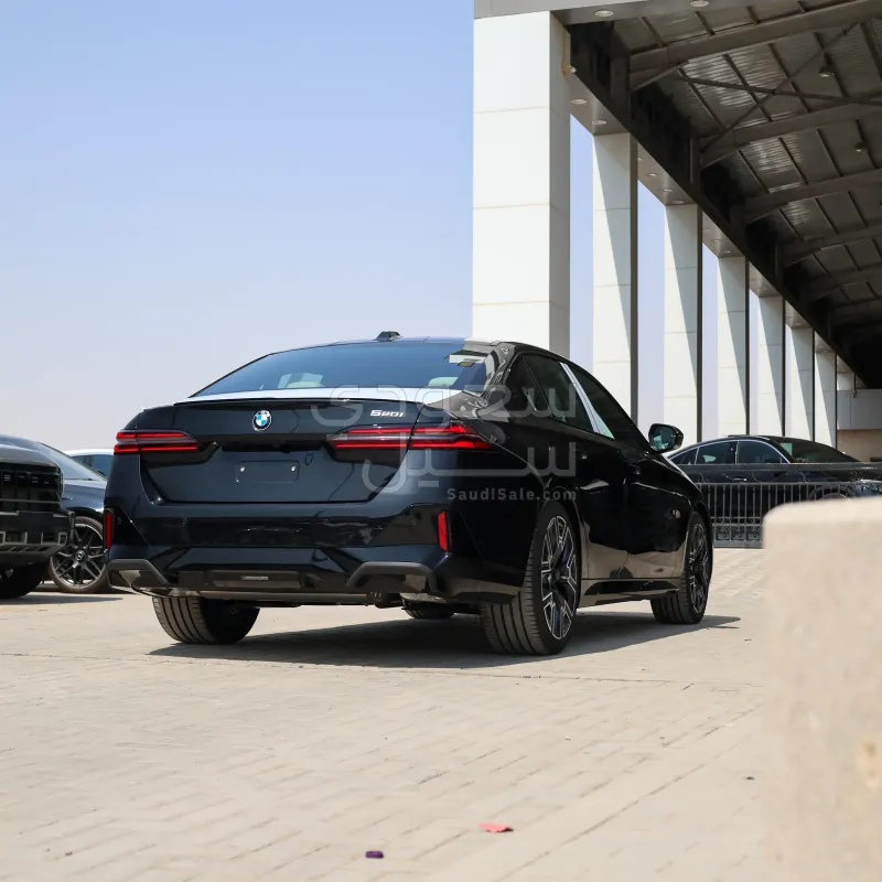 2027 بي ام دبليو الفئة الخامسة 520 أي