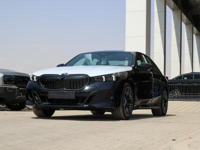 2027 بي ام دبليو الفئة الخامسة 520 أي
