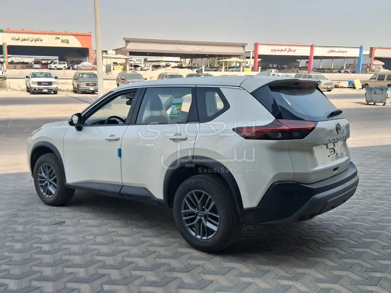 2026 نيسان اكس - ترايل