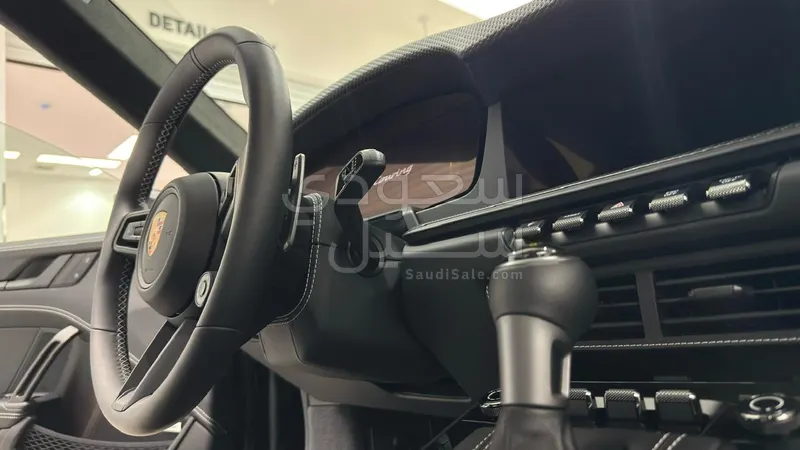 2025 بورش 911 جي تي 3 تورينغ