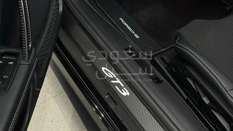 2025 بورش 911 جي تي 3 تورينغ
