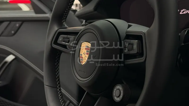 2025 بورش 911 جي تي 3 تورينغ