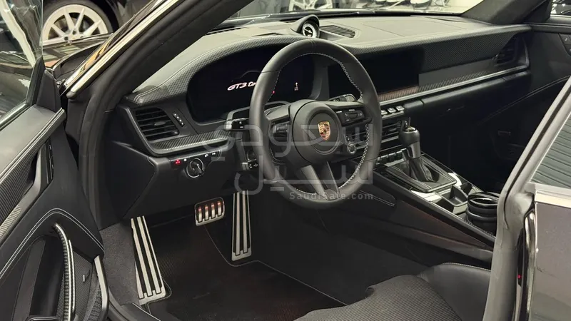 2025 بورش 911 جي تي 3 تورينغ