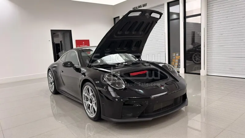 2025 بورش 911 جي تي 3 تورينغ