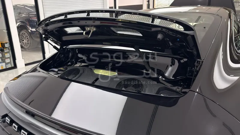 2025 بورش 911 جي تي 3 تورينغ