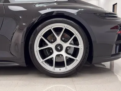 2025 بورش 911 جي تي 3 تورينغ