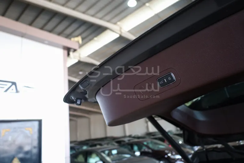 2022 لنكولن افياتور