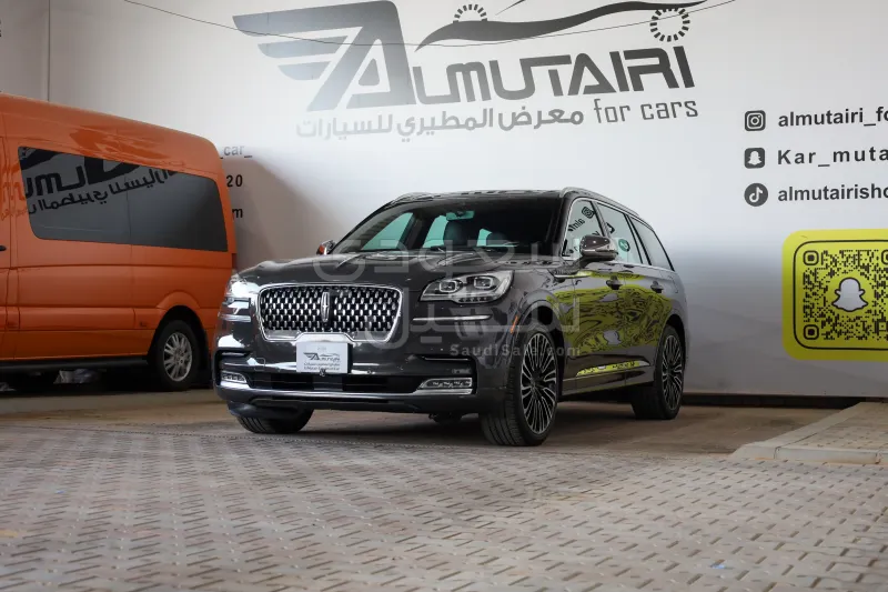 2022 لنكولن افياتور