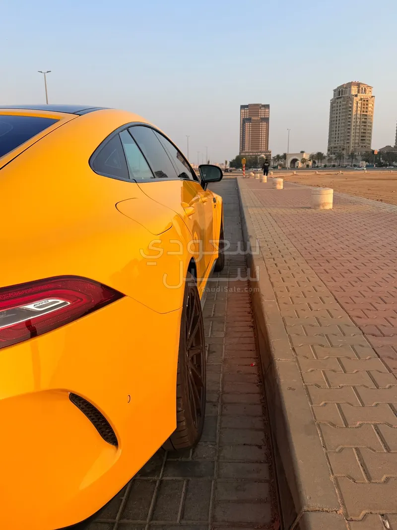 2022 مرسيدس - بنز جي تي 43 أي إم جي
