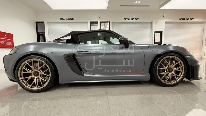 2024 بورش 718 سبايدر ار اس