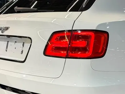 2020 بنتلي بنتايجا في 8