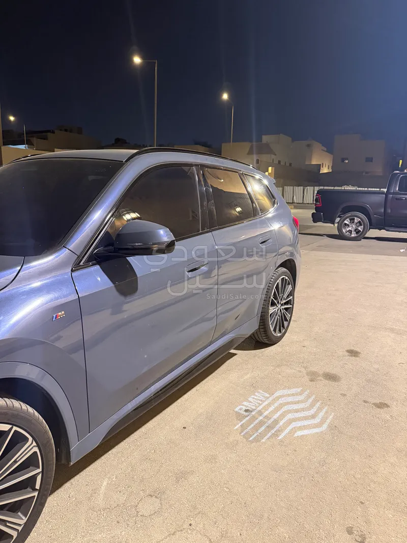 2023 بي ام دبليو الفئة اكس 1