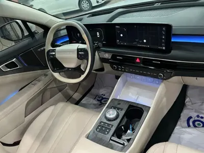 2025 كيا كاي8