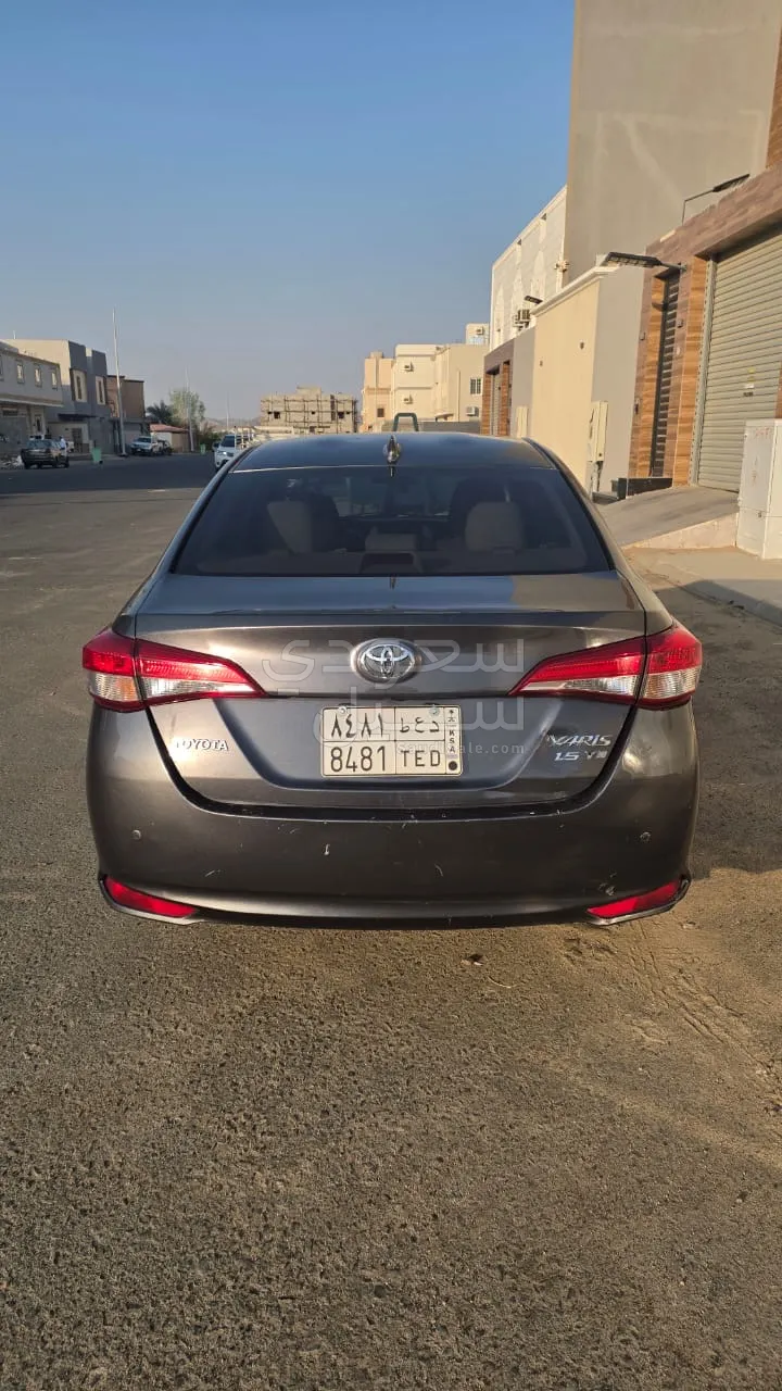 2019 تويوتا ياريس واي بلس