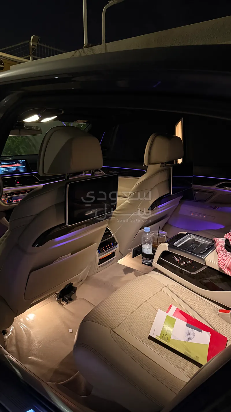 2016 بي ام دبليو الفئة السابعة 740 إل أي