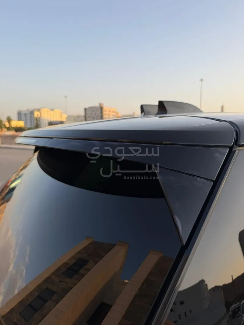 2023 لاند روفر رينج روفر فوج اس اي