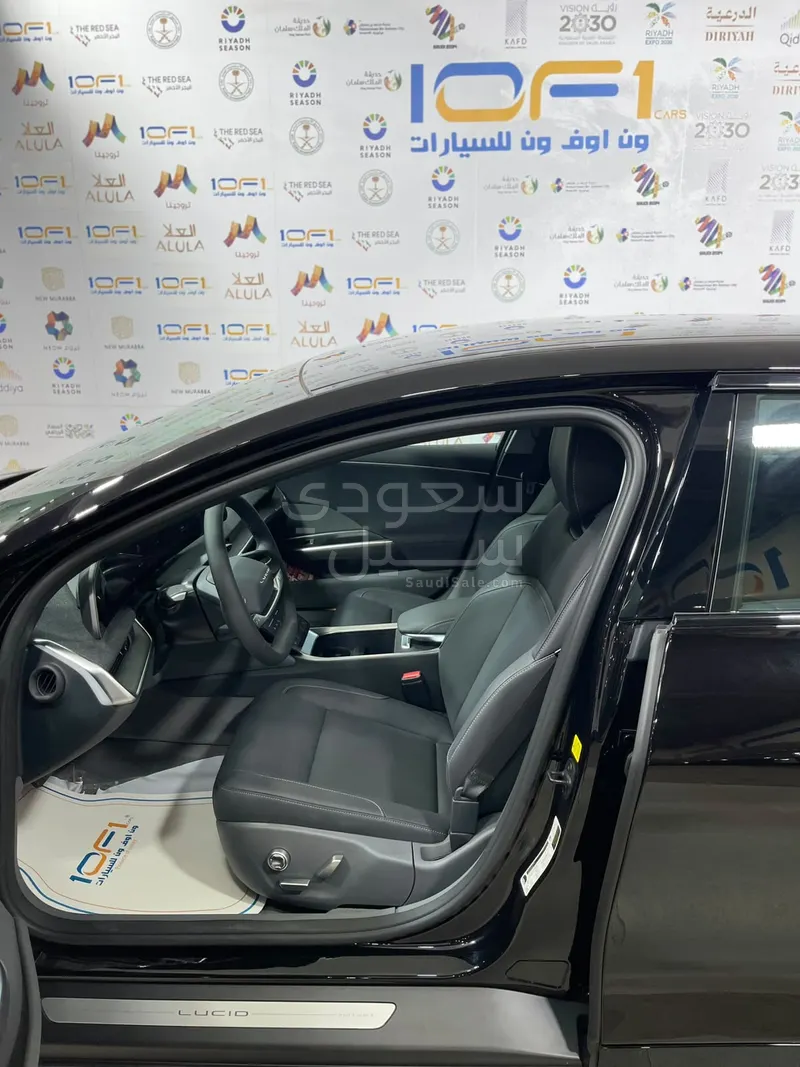 2026 لوسيد اير بيور