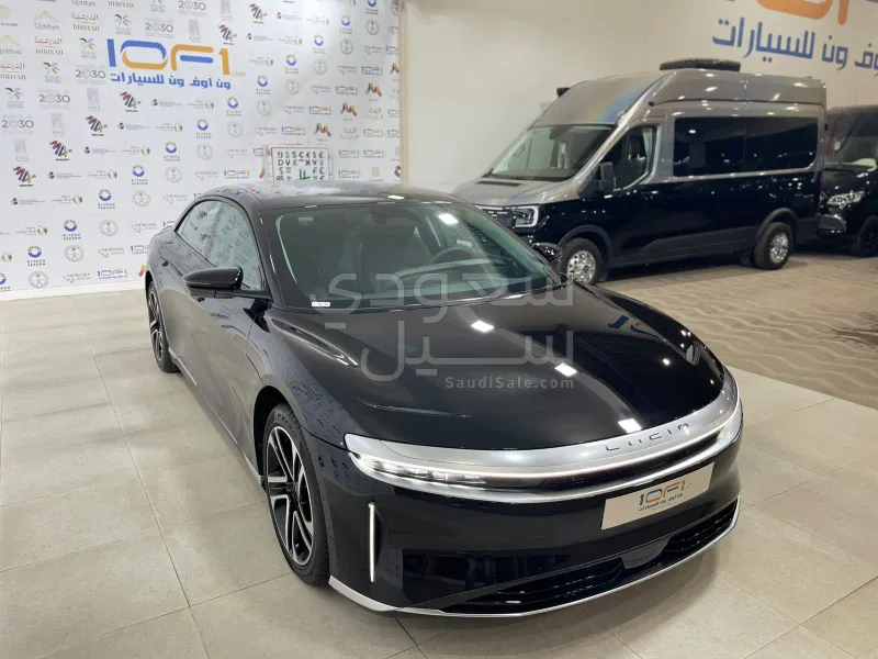 2026 لوسيد اير بيور