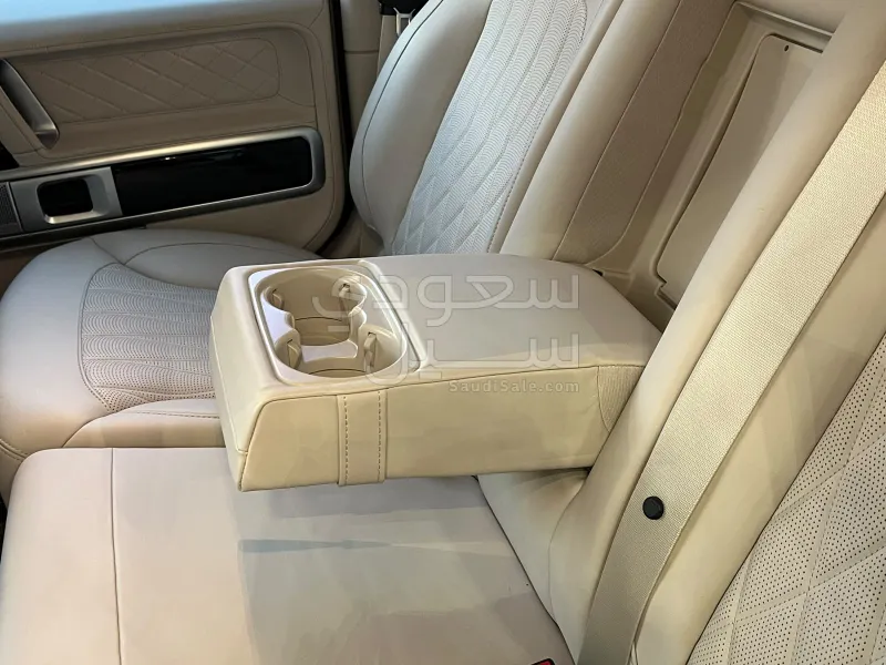 2022 مرسيدس - بنز جي 63