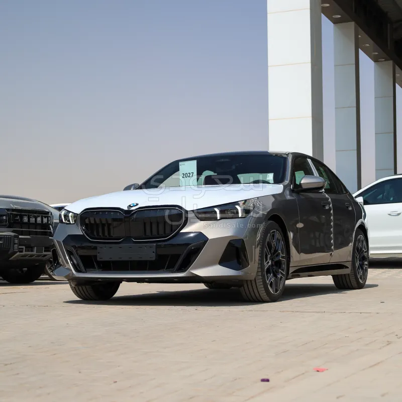 2027 بي ام دبليو الفئة الخامسة 520 أي