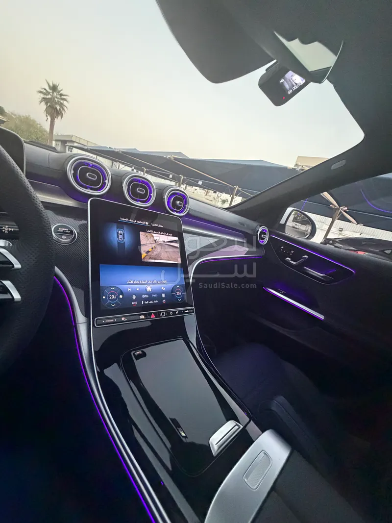 2025 مرسيدس - بنز سي 200