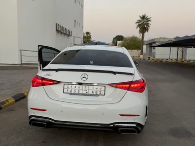 2025 مرسيدس - بنز سي 200