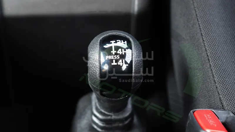 2027 سوزوكي جيمني