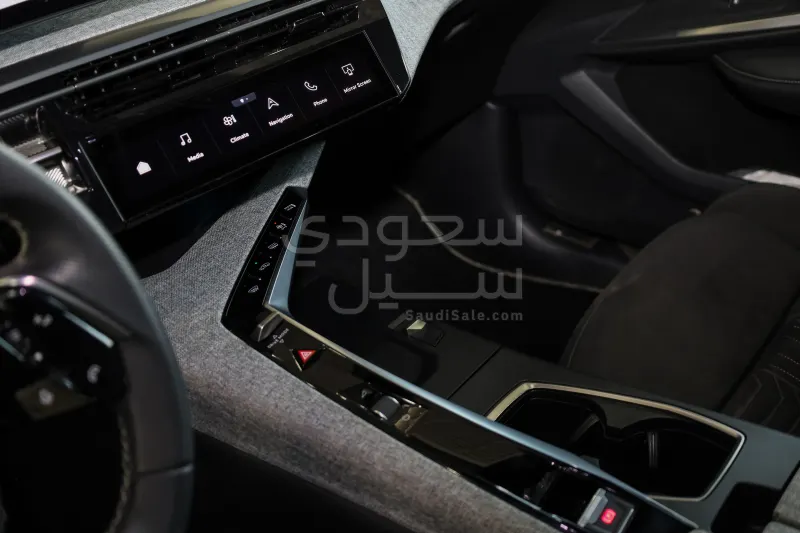 2025 بيجو 3008