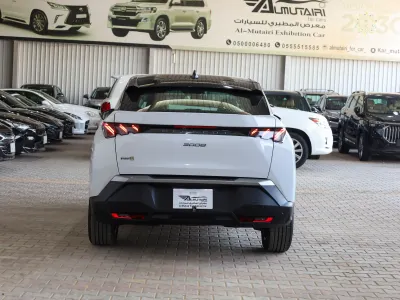 2025 بيجو 3008
