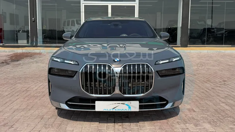 2026 بي ام دبليو الفئة السابعة 740أي