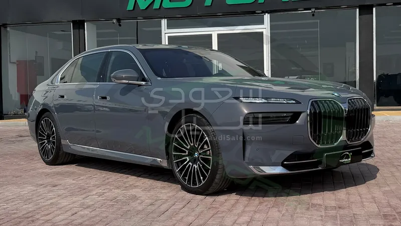 2026 بي ام دبليو الفئة السابعة 740أي