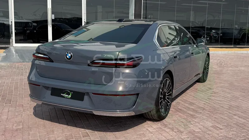 2026 بي ام دبليو الفئة السابعة 740أي