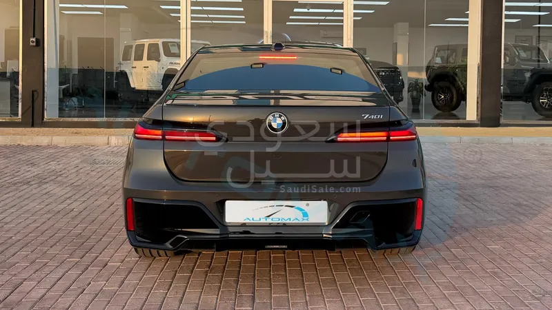 2026 بي ام دبليو الفئة السابعة 740أي