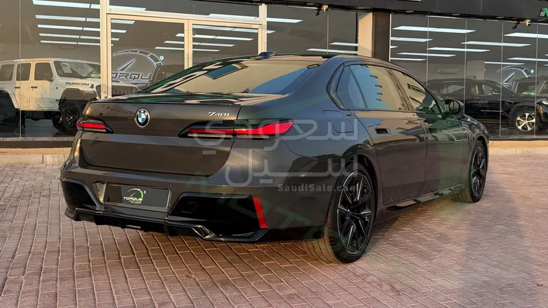 2026 بي ام دبليو الفئة السابعة 740أي
