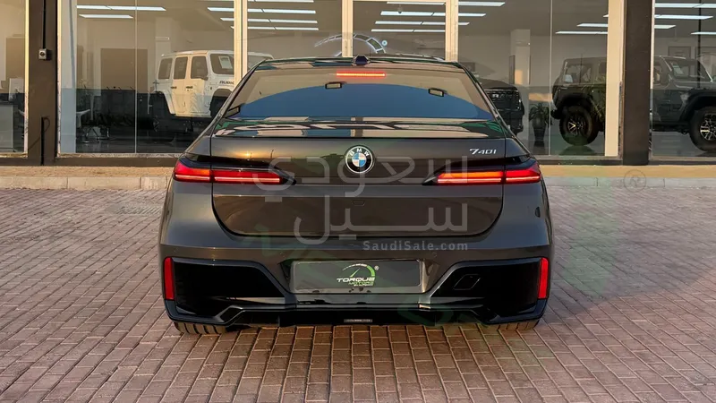 2026 بي ام دبليو الفئة السابعة 740أي