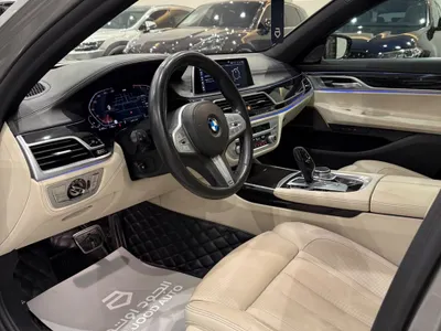 2020 بي ام دبليو الفئة السابعة 730 إل أي