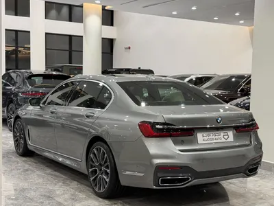 2020 بي ام دبليو الفئة السابعة 730 إل أي