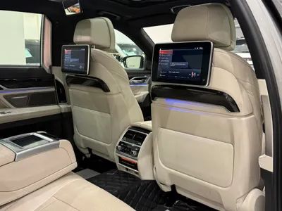 2020 بي ام دبليو الفئة السابعة 730 إل أي
