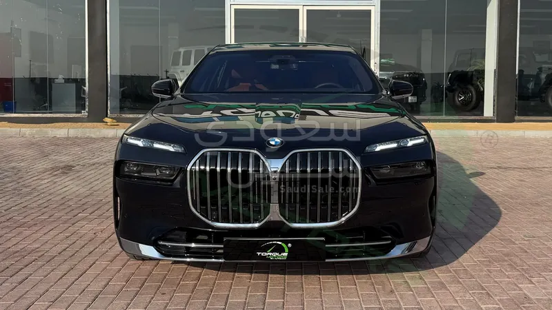 2026 بي ام دبليو الفئة السابعة 740أي