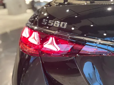2027 مرسيدس - بنز إس 580