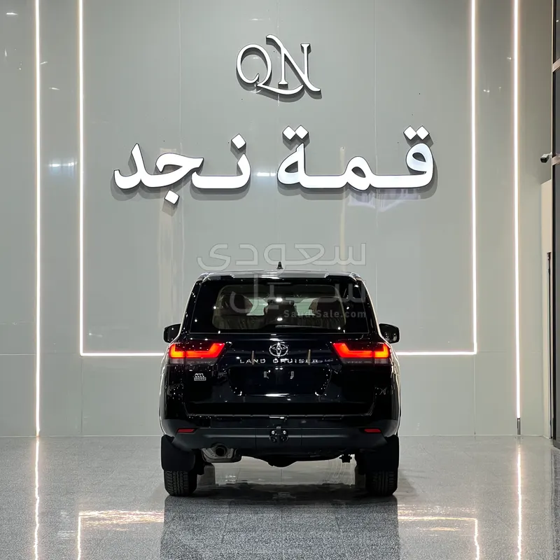 2026 تويوتا لاند كروزر جي اكس ار